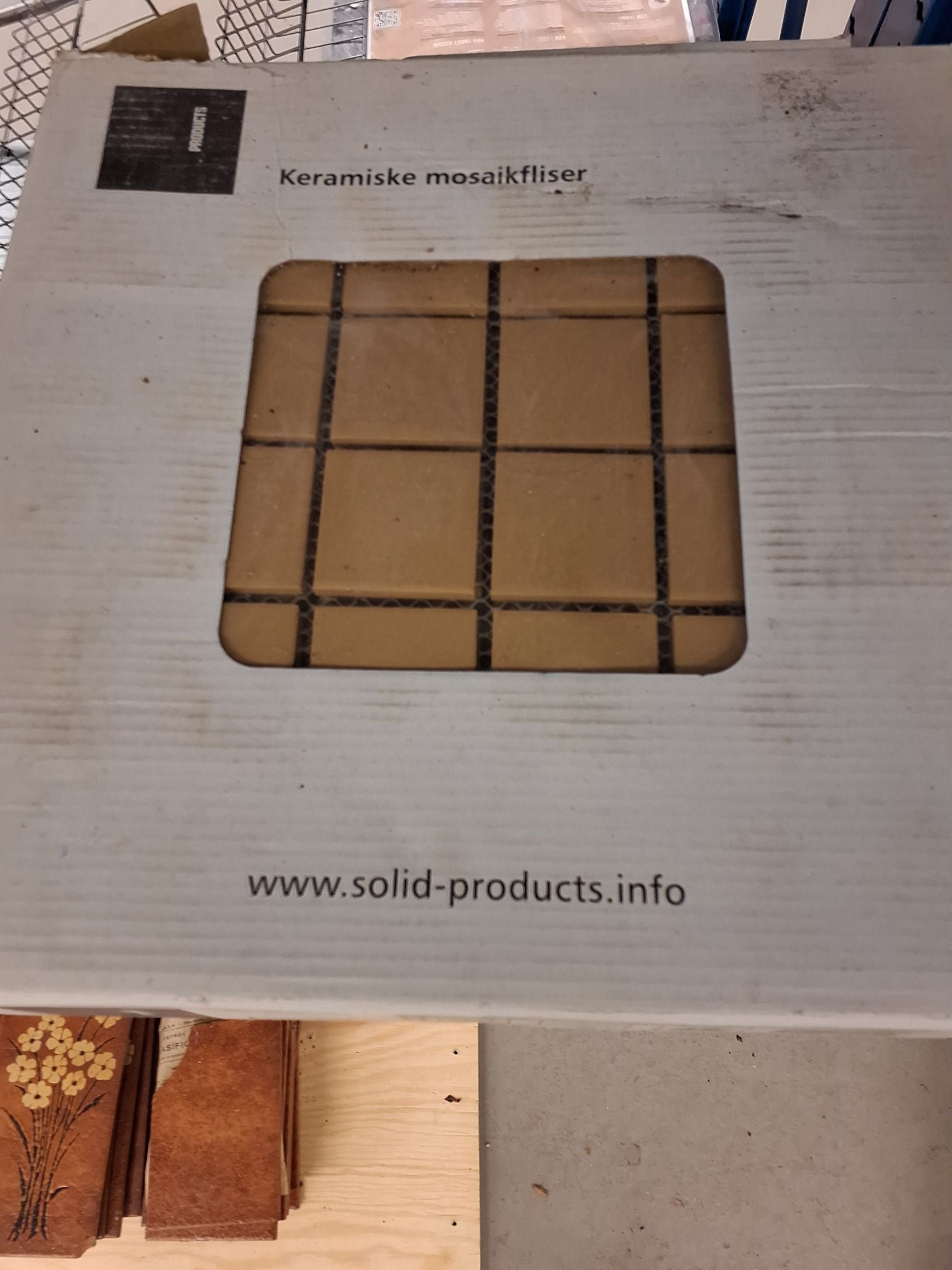 Keramisk mosaikflise