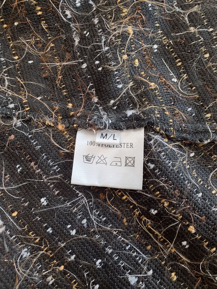 Line Mo Cardigan