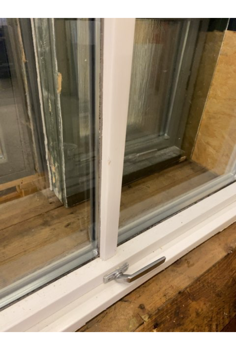 Trævindue med termoglas