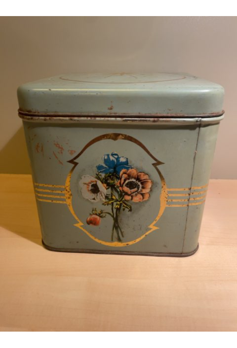 Gammel kagedåse