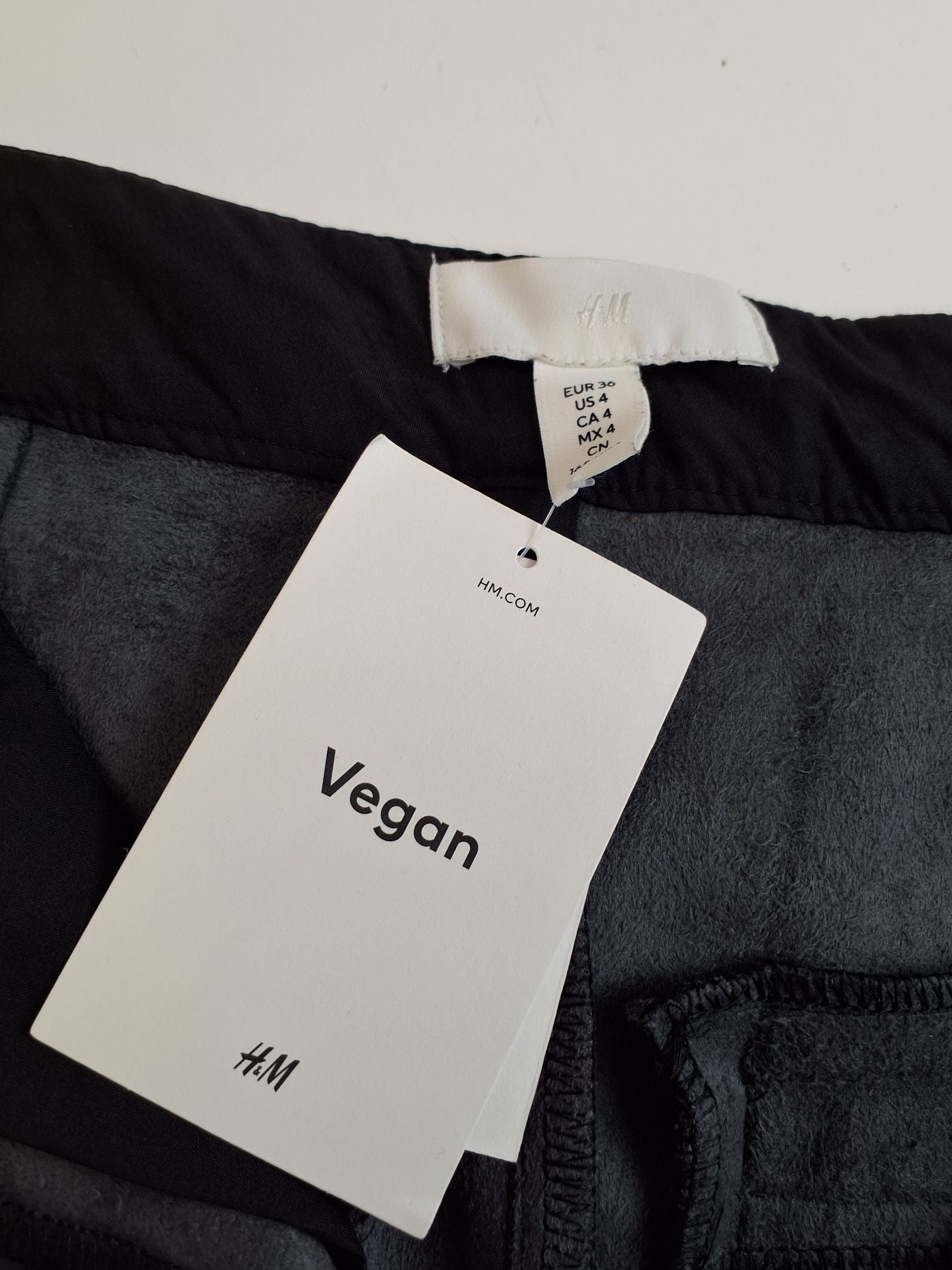 H&M Vegan Bukser