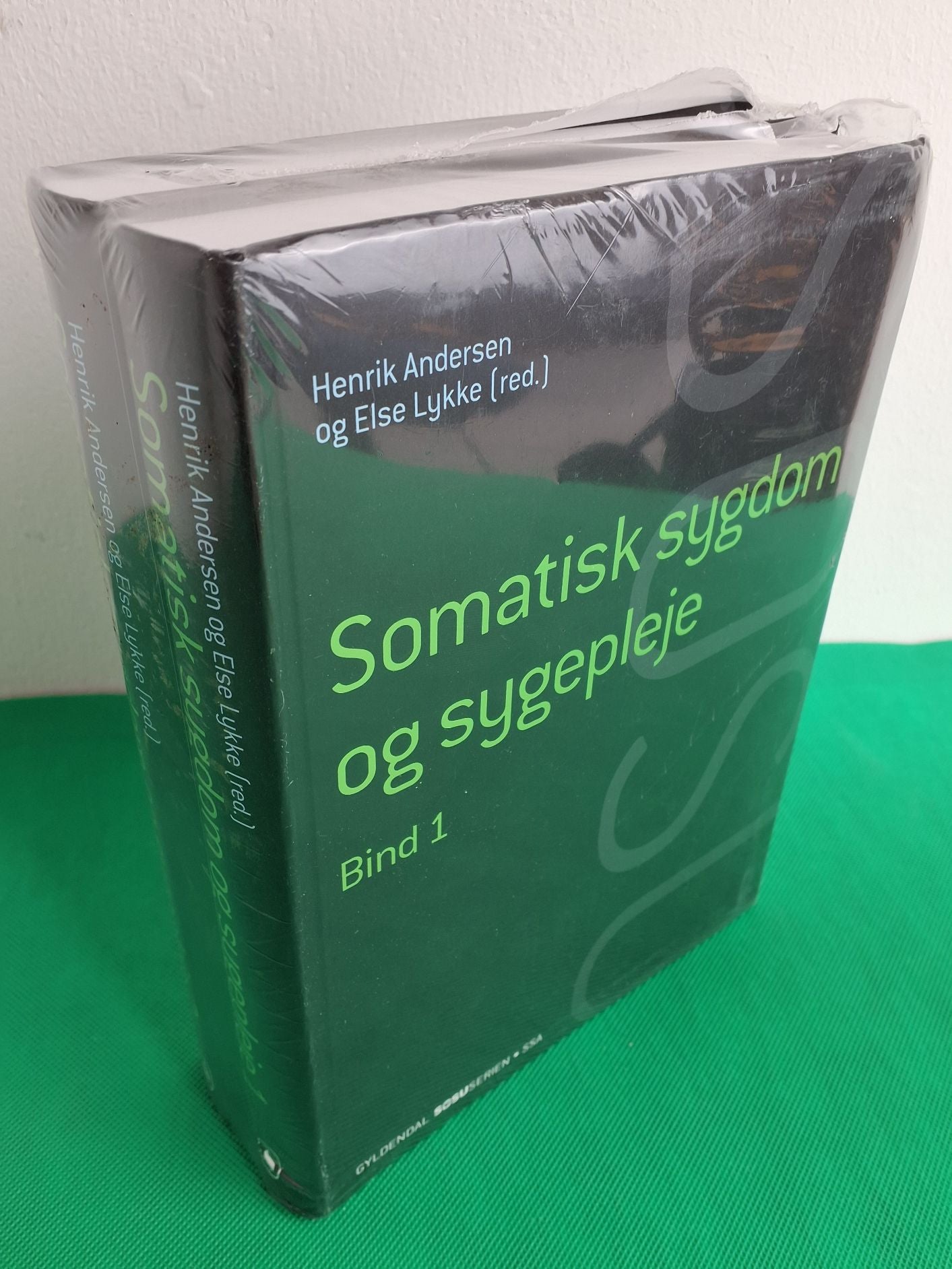 Somatisk sygdom og sygepleje bind 1+2