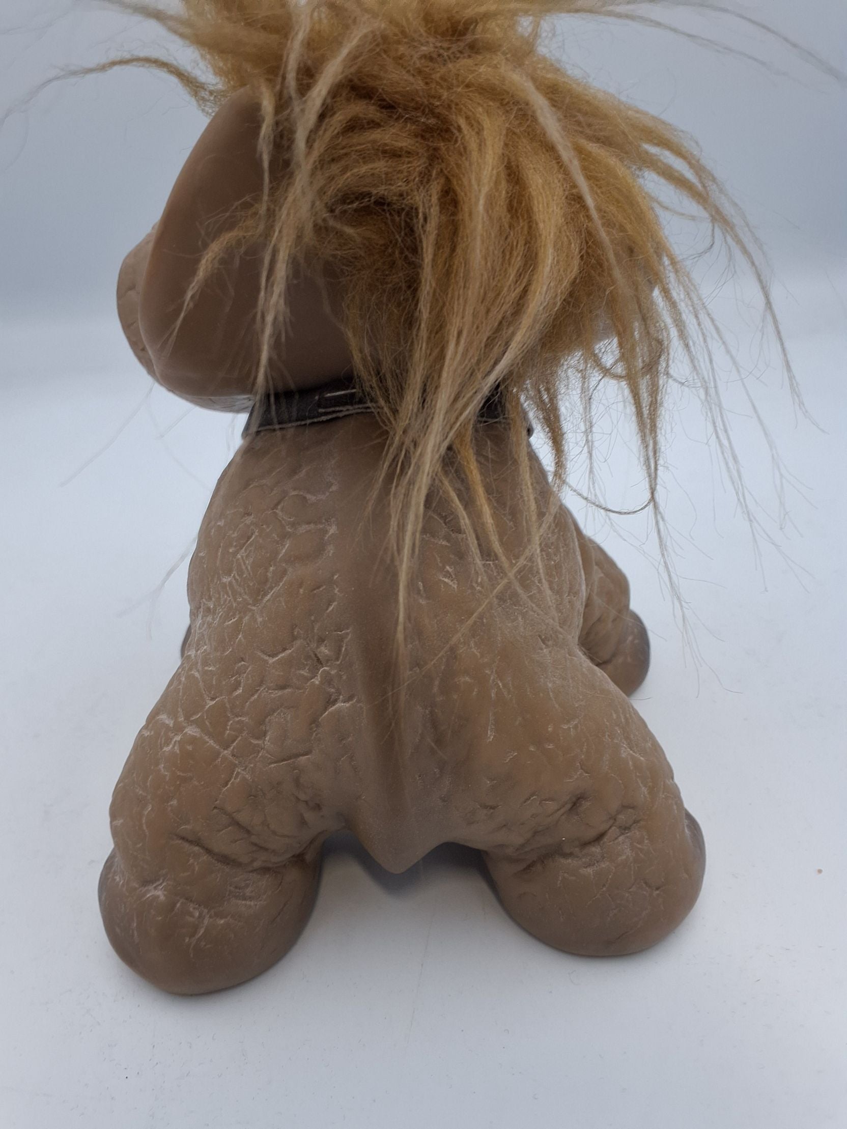 Gjøl-elefant, Thomas Dam