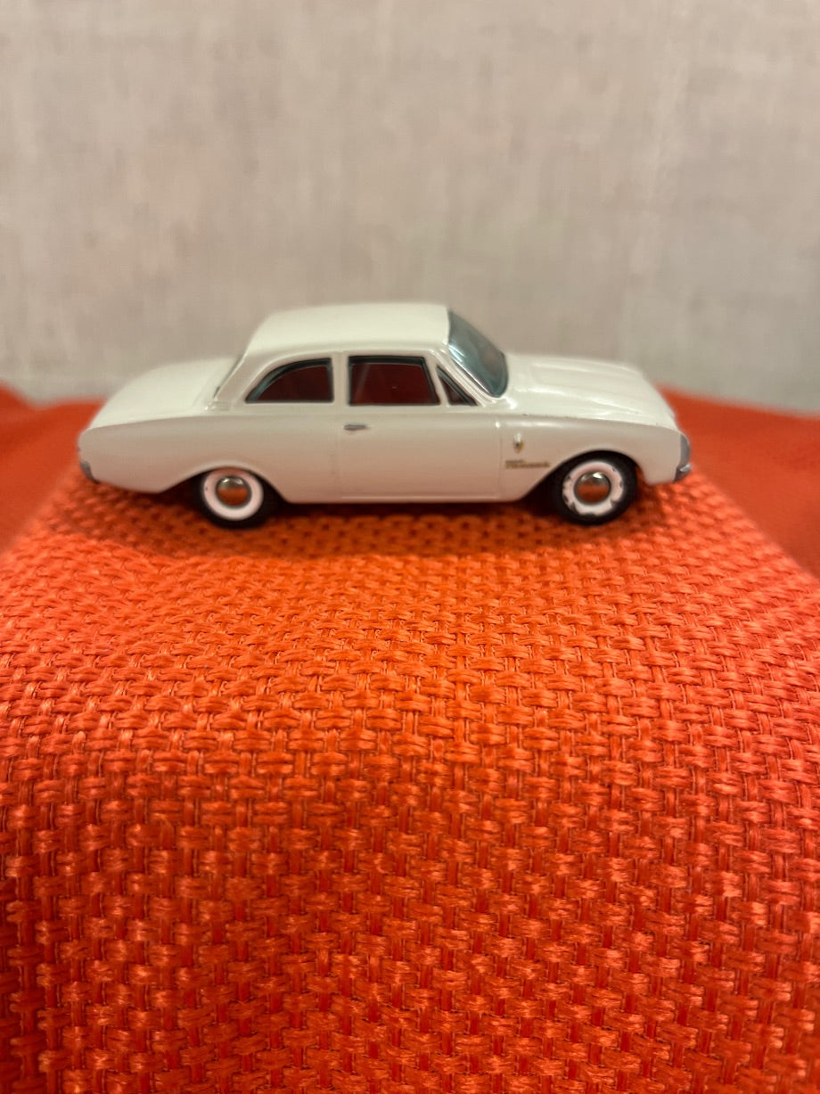 Tekno bil Ford Taunus 17M
