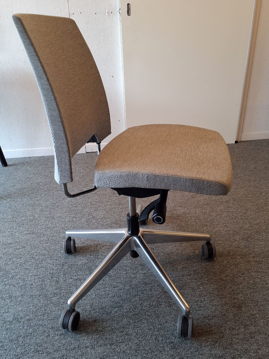 Kontorstol Rumas - 5060