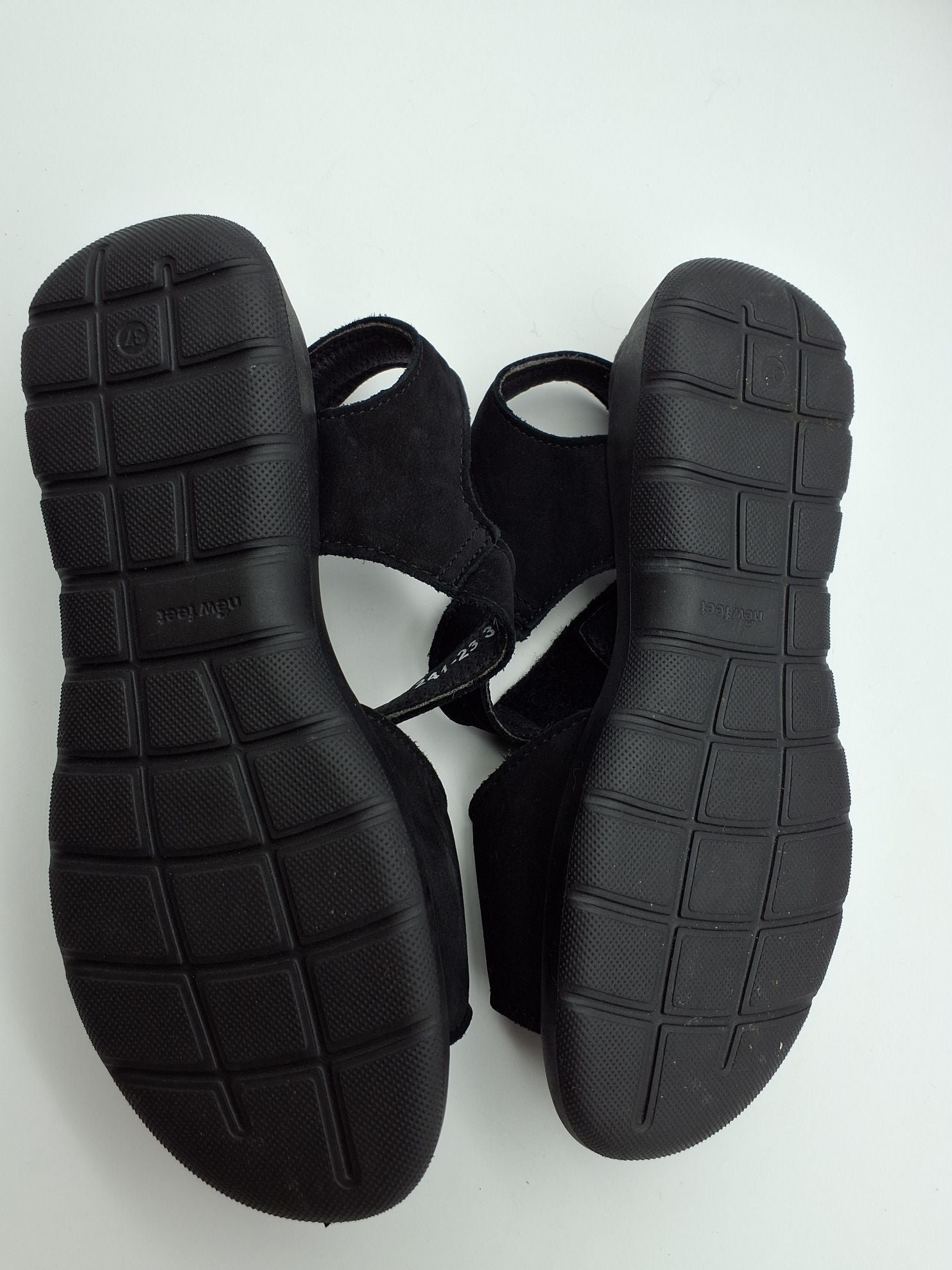 New Feet Sandal