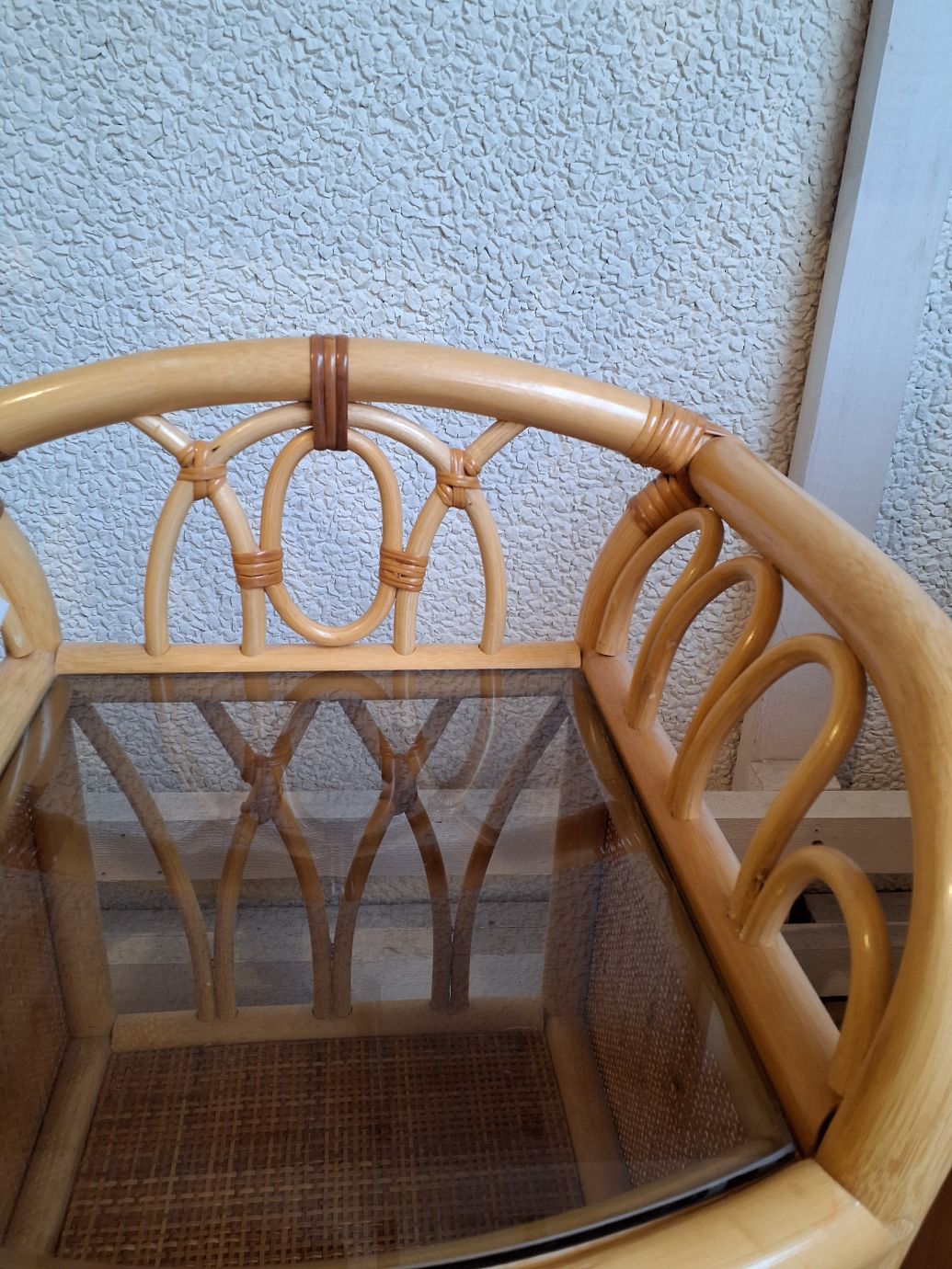 Sidebord i rattan