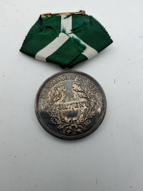 Politi medalje