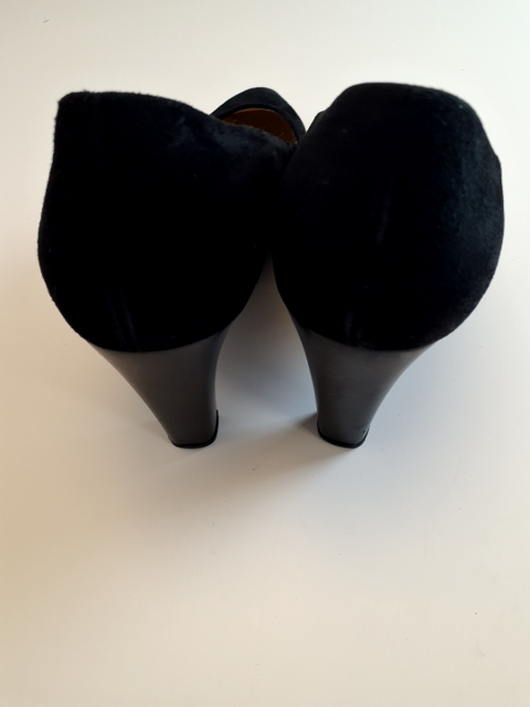 Gabor Heels
