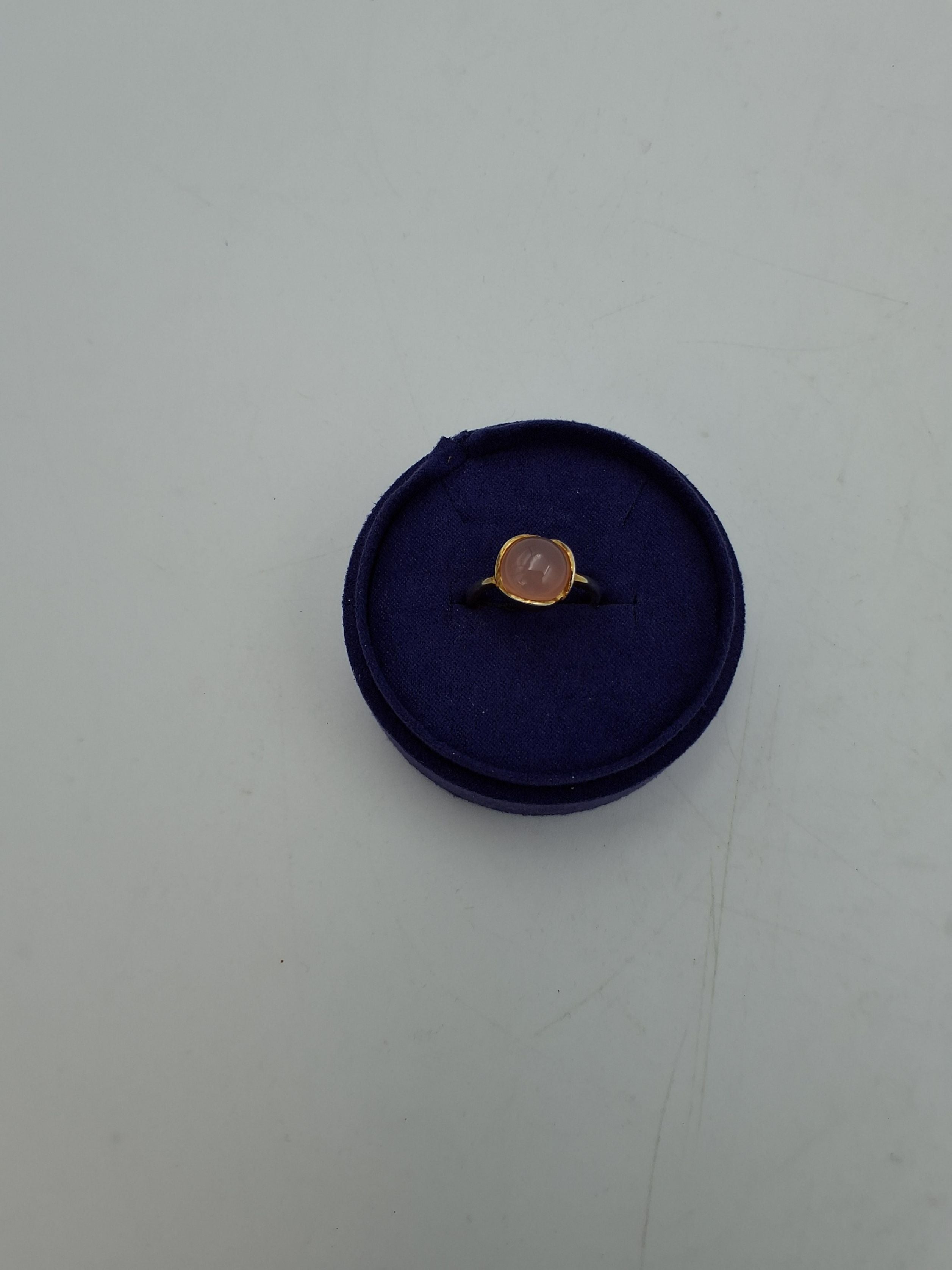 Elegant ring