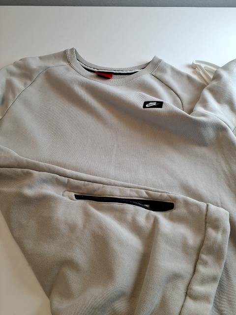 Nike Sweatshirt og poloshirt (R655)