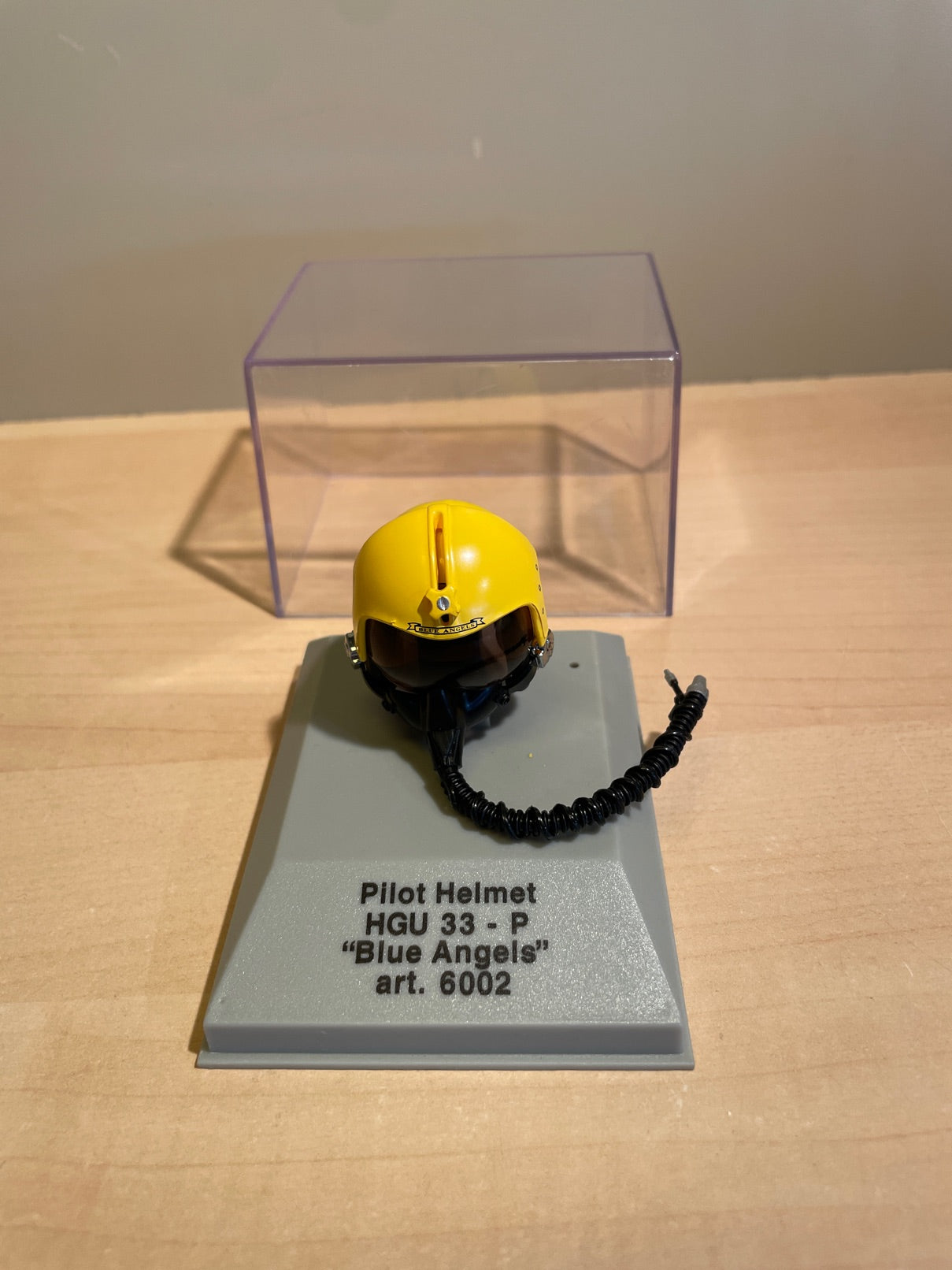 Model af Pilot hjelm