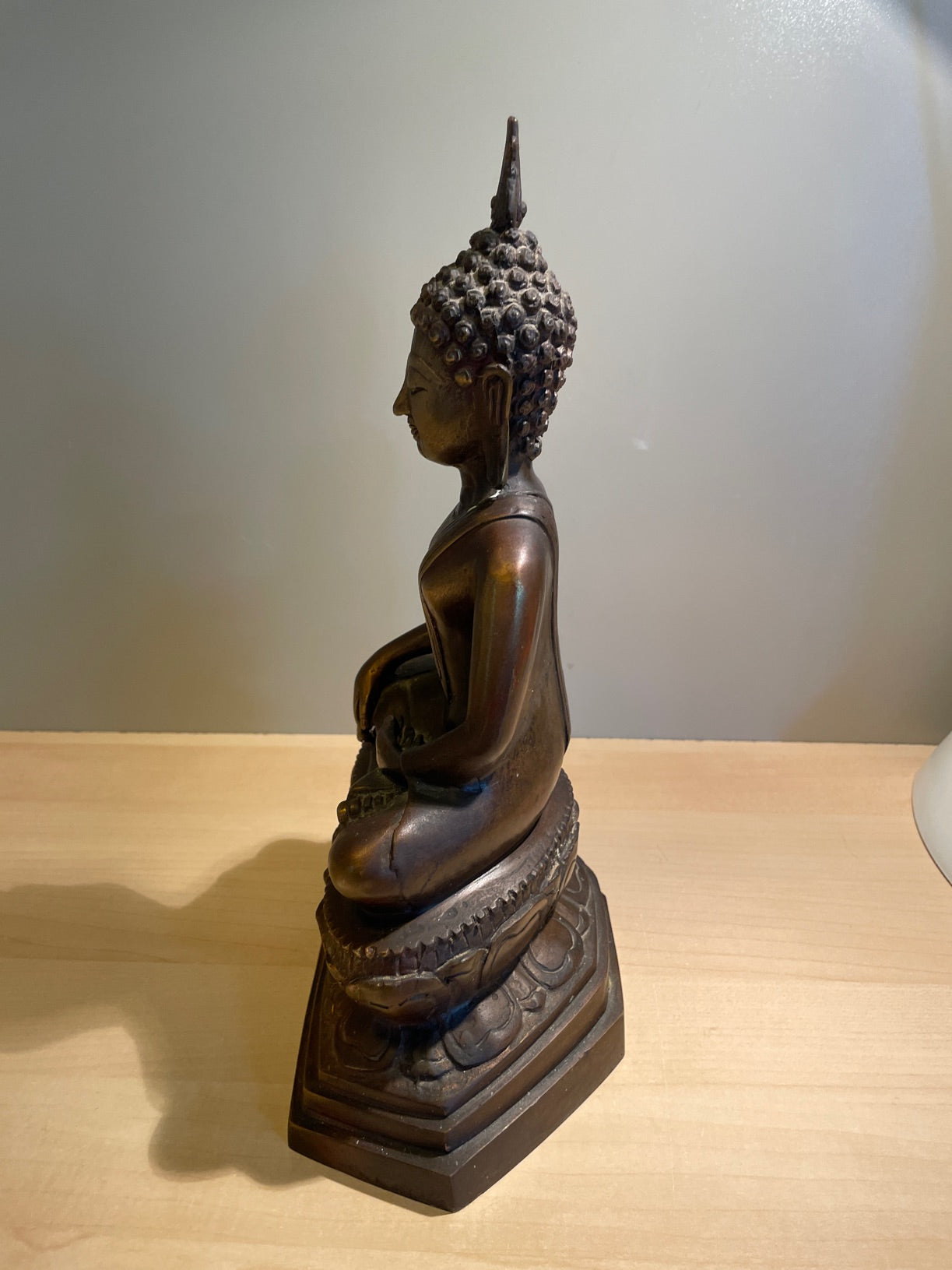 Thailandsk Buddha figur