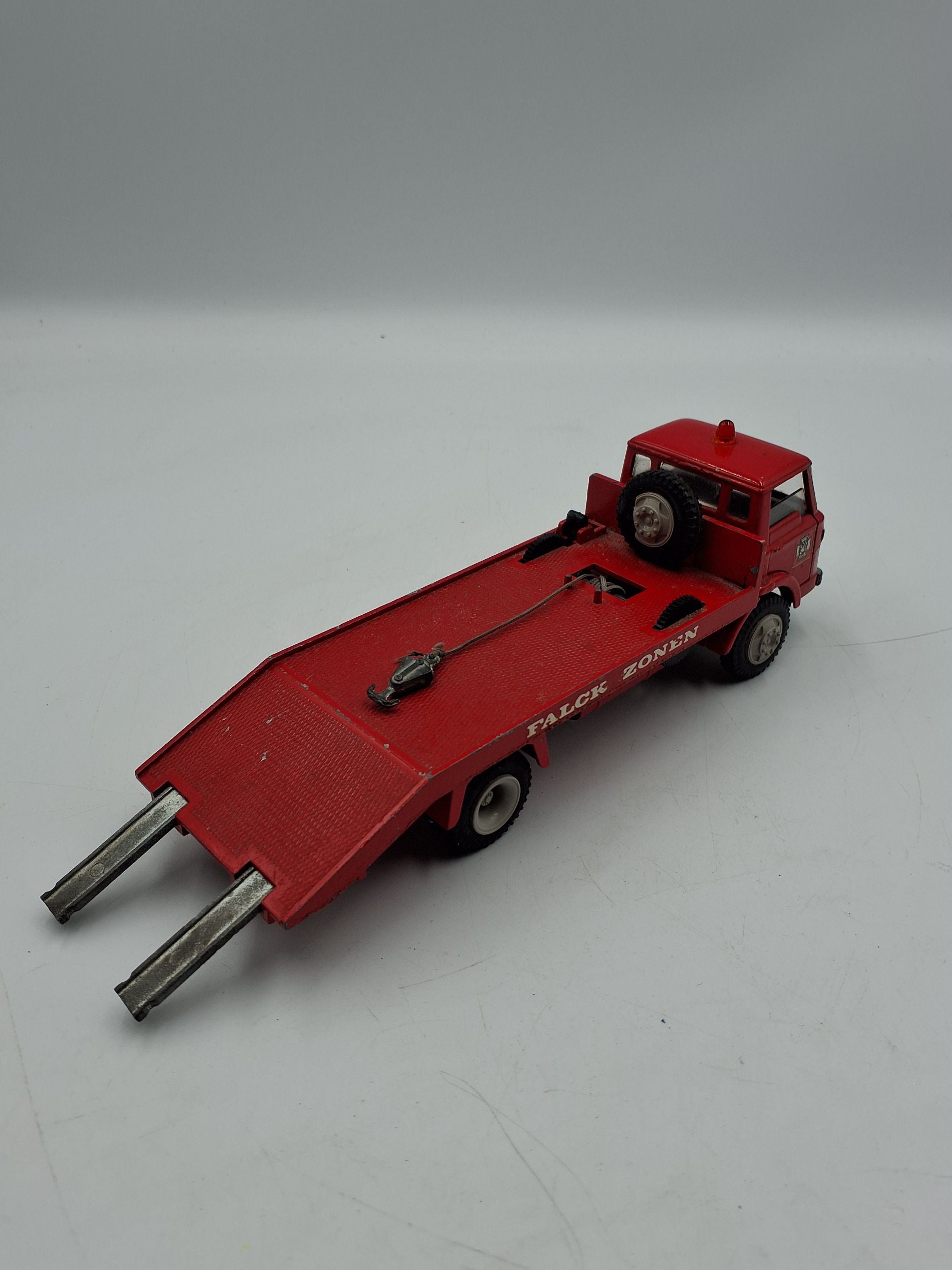 Tekno/Kirk Ford fejeblad