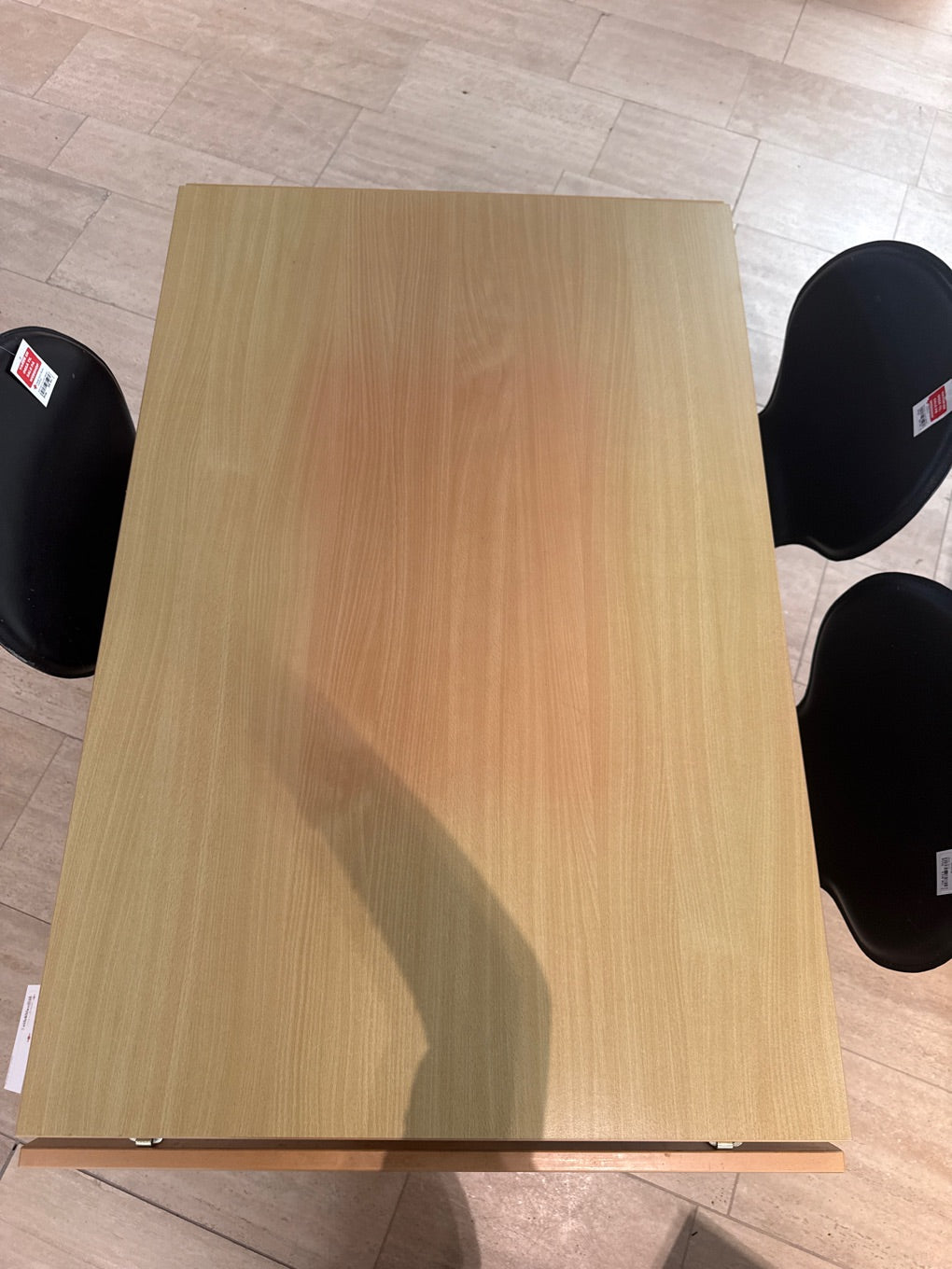 Spisebord lyst træ