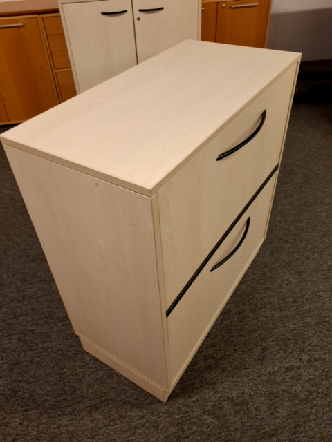 Reol m. skuffer - 2013