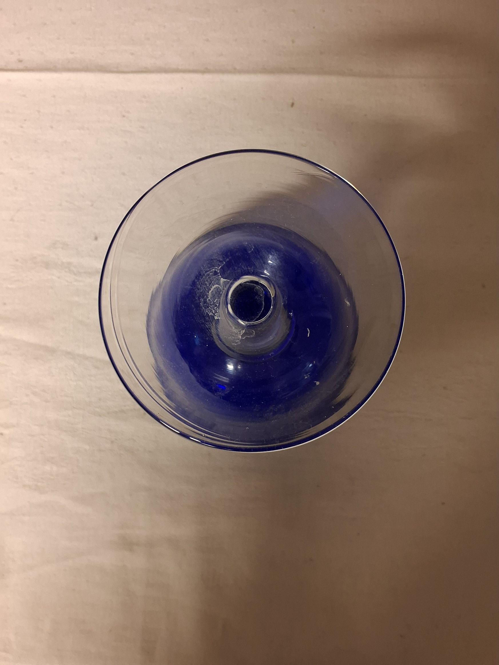 Blå glasskål
