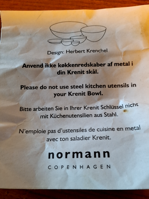 Sort hvid kredit skål - fremstår som ubrugt.