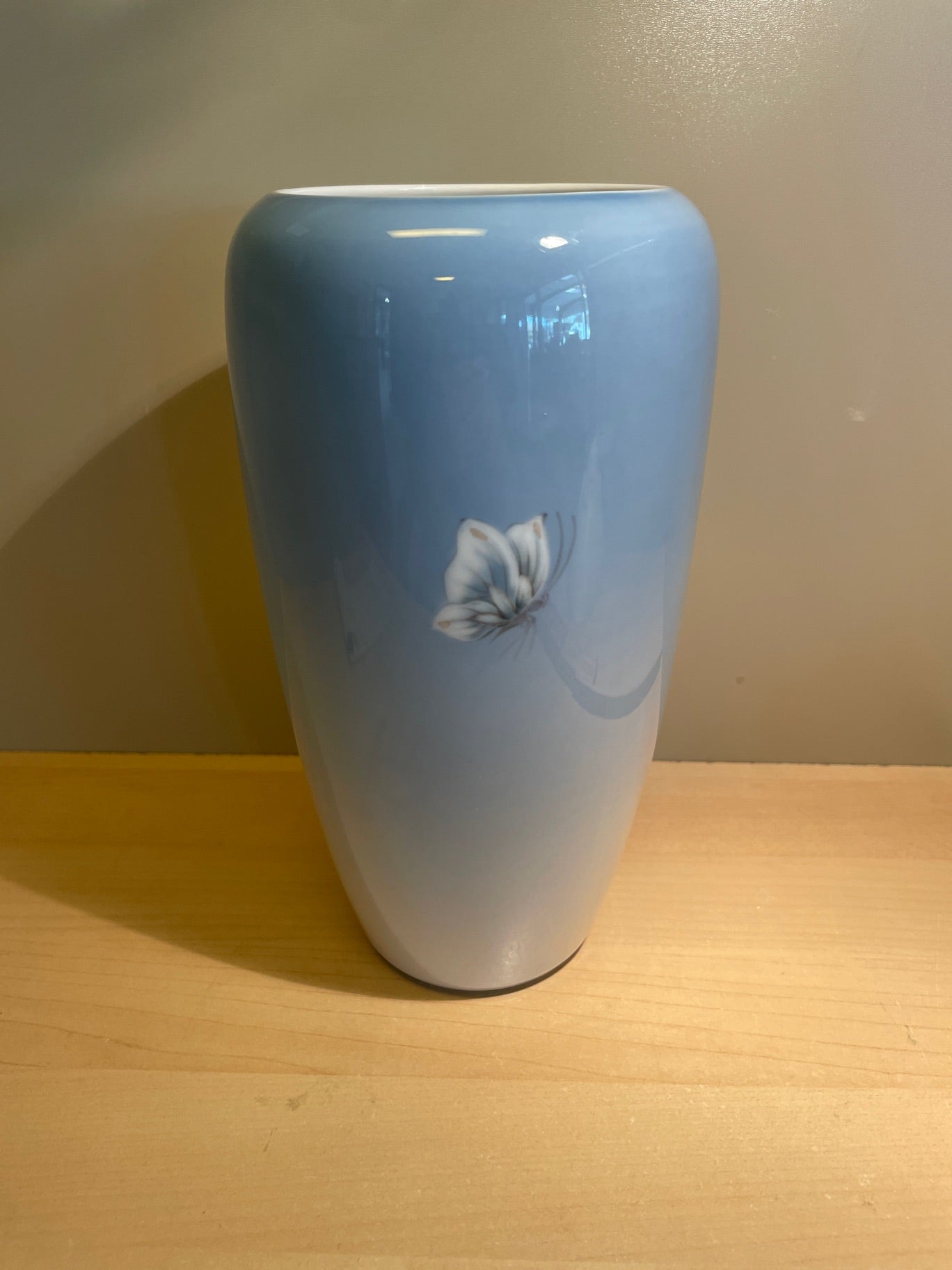 Royal Copenhagen vase 2630/1049