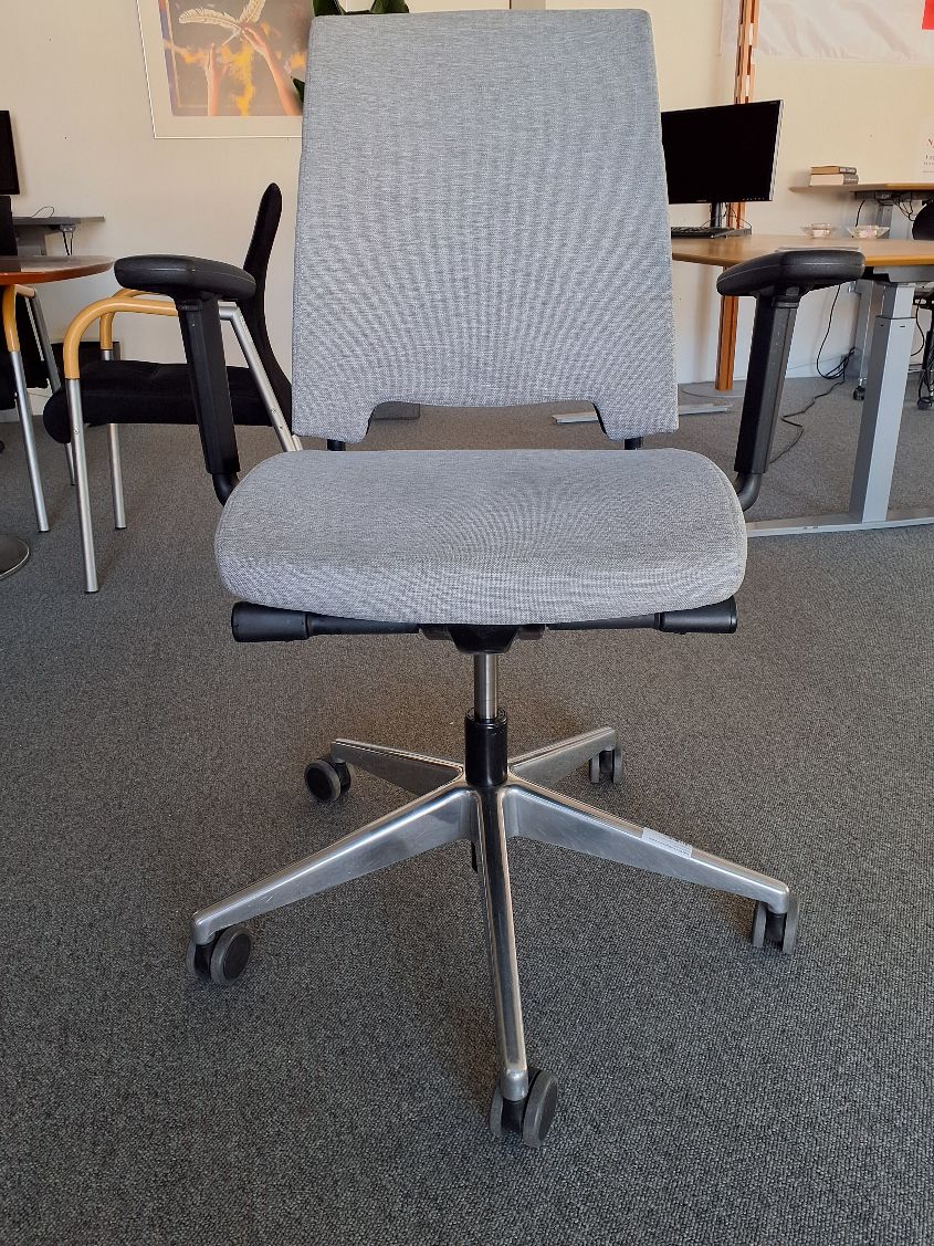 Kontorstol Rumas m. armlæn - 5066