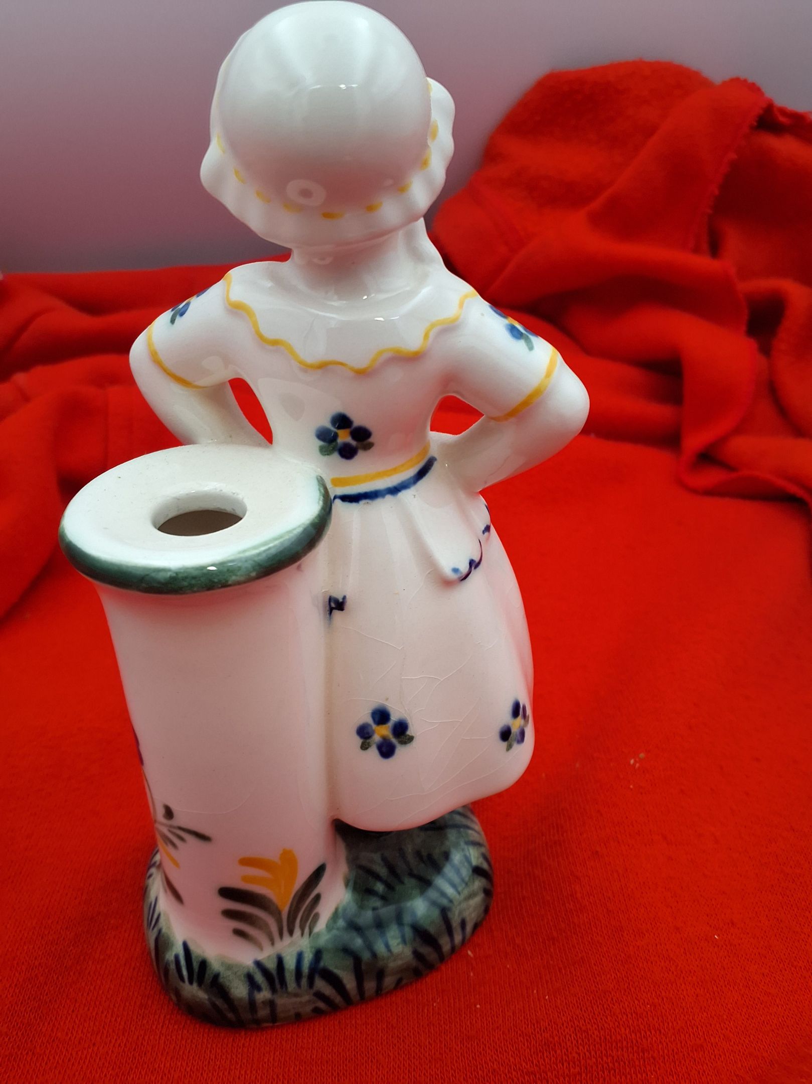 Pernille, Aluminia fajance figur