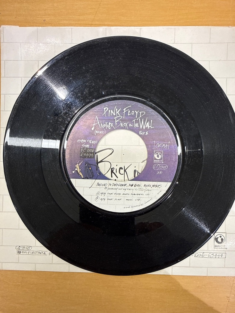 LP - Single - Pink Floyd another brick in the wall part II