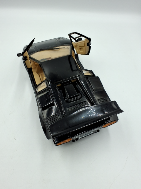 Lamborghini Cate har Sort Model 1:18