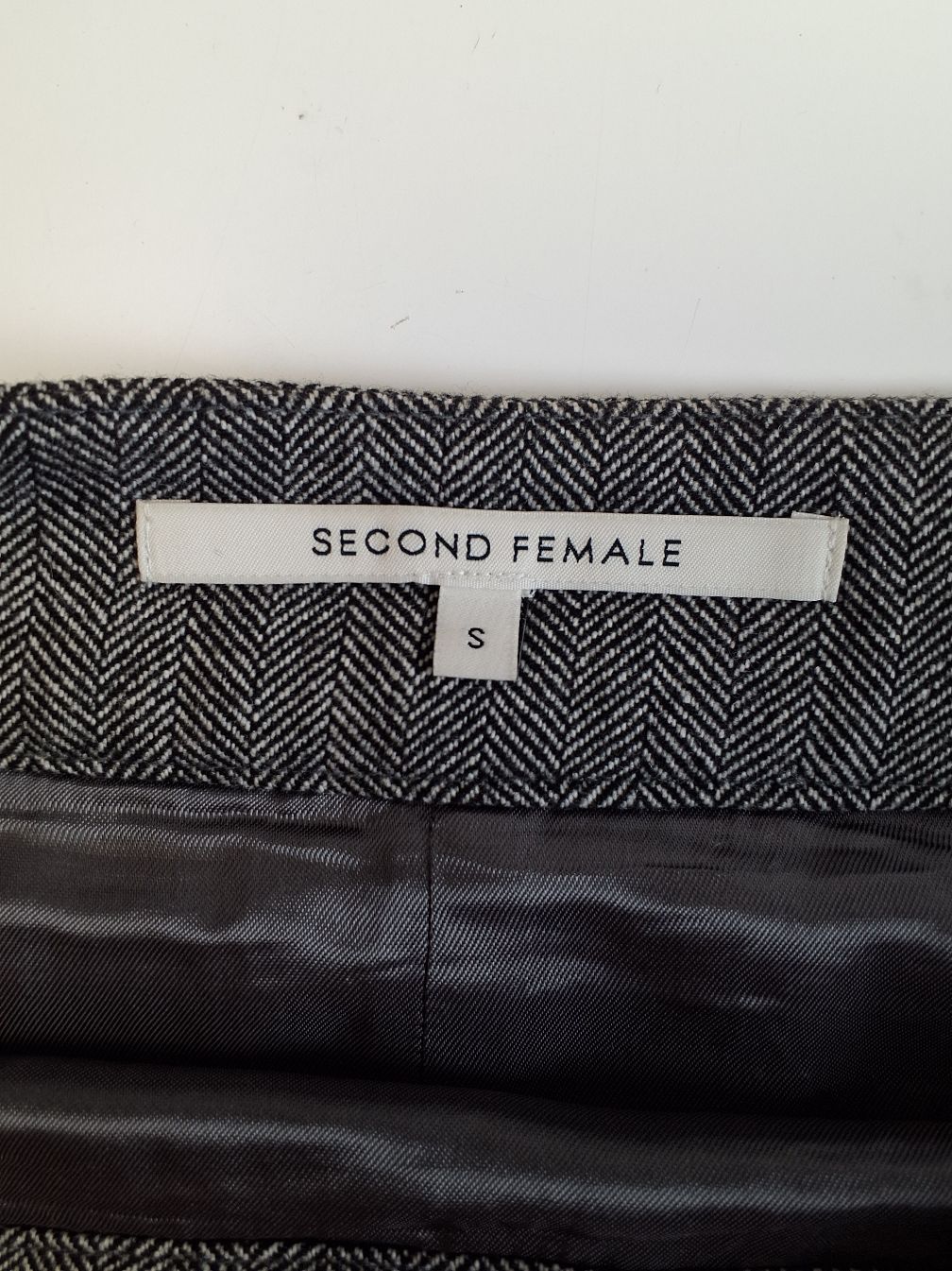 Second Female Nederdel