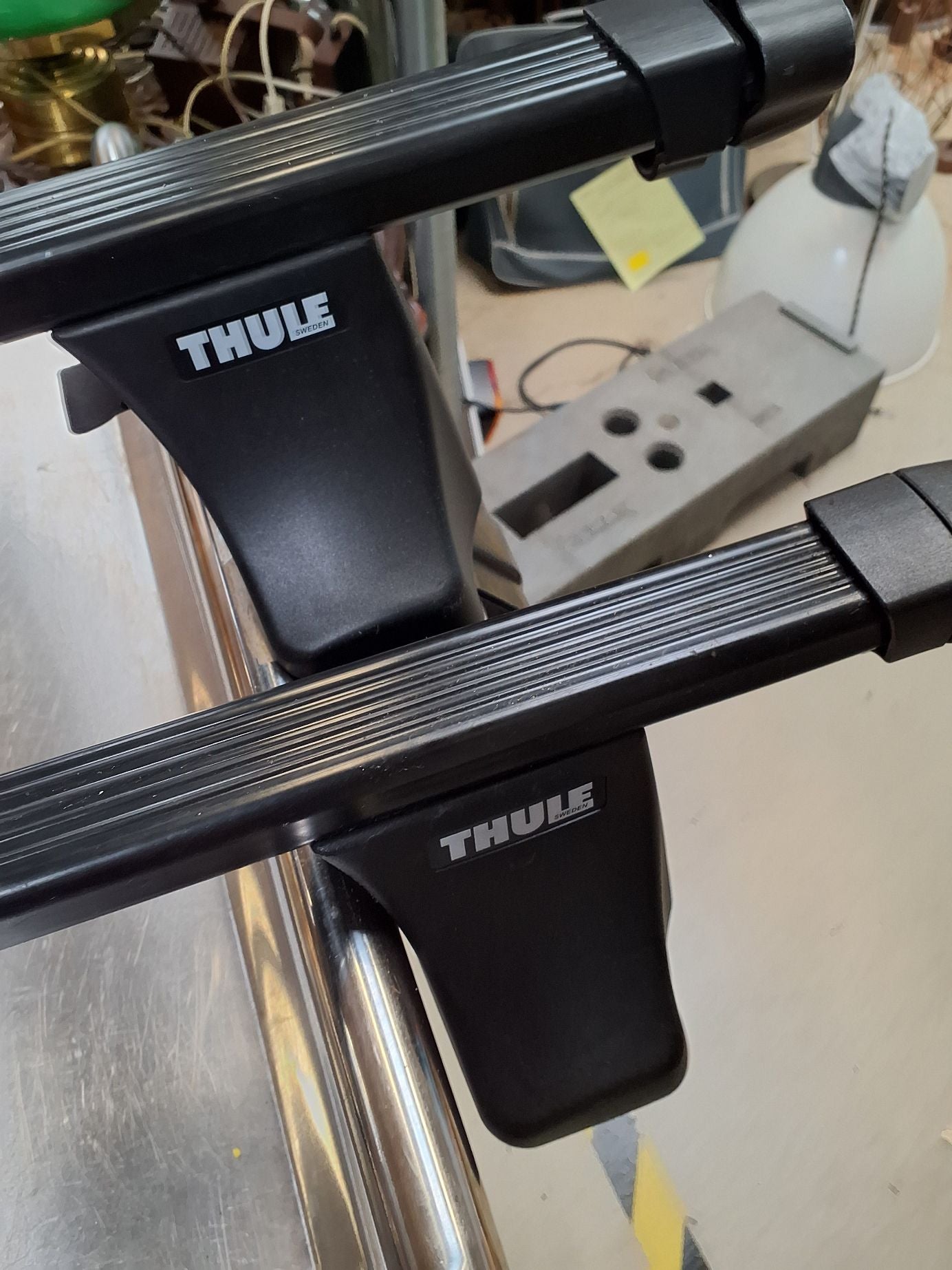 Thule tagbøjle 03