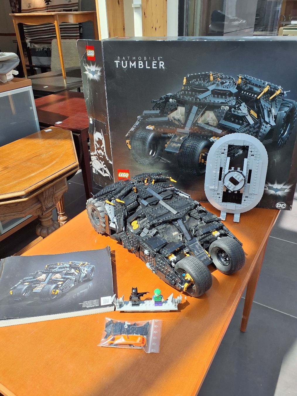 LEGO 76240 Batmobile Tumbler