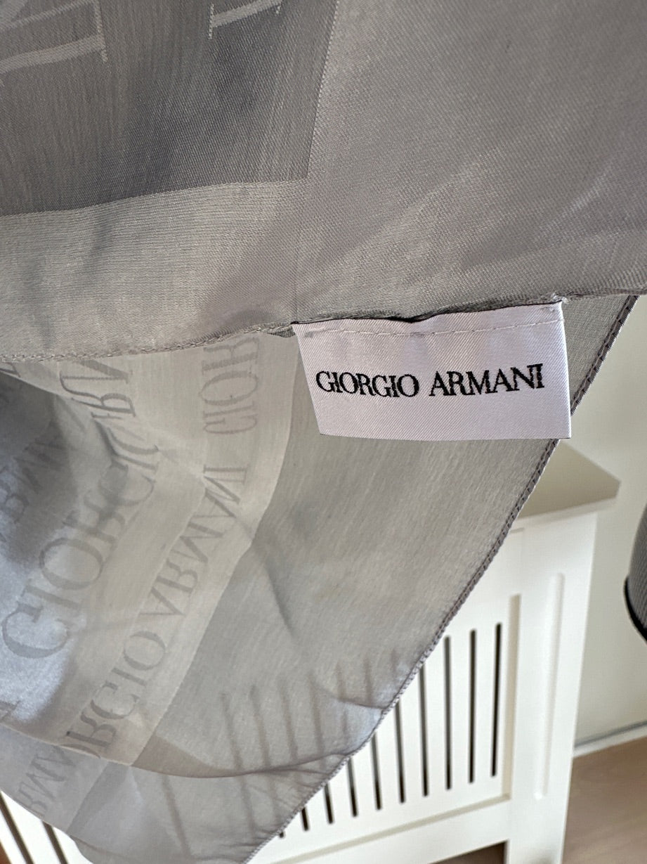 Georgio Armani tørklæde