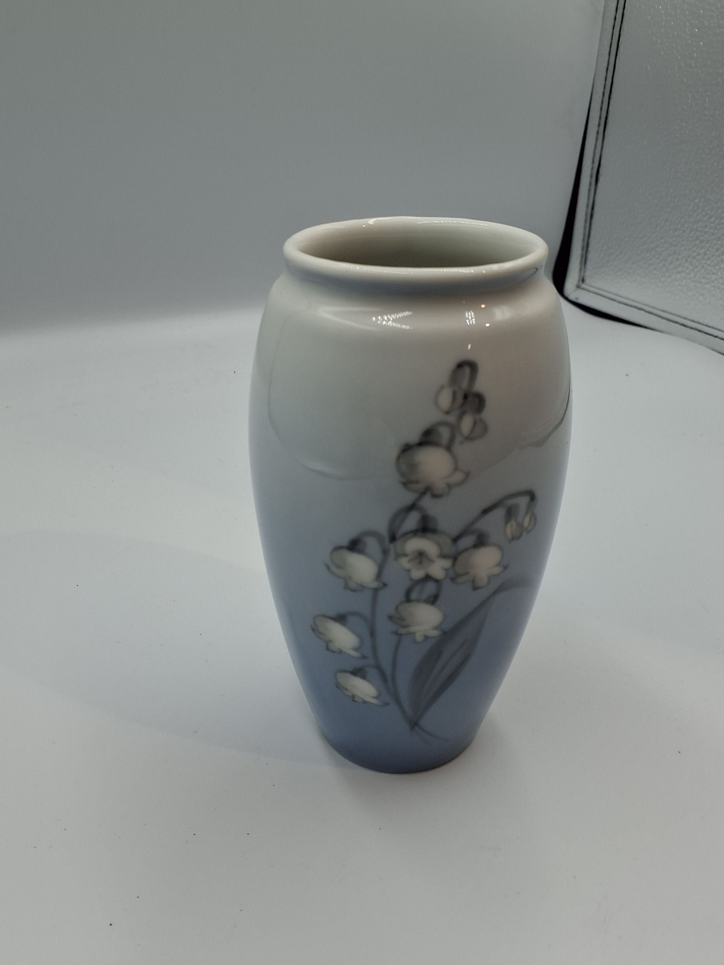 Vase liljekonval B&G 1. S