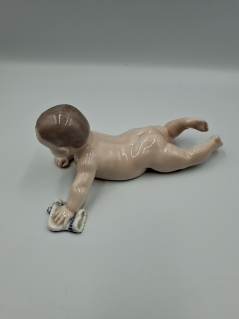 Royal Copenhagen Liggende baby