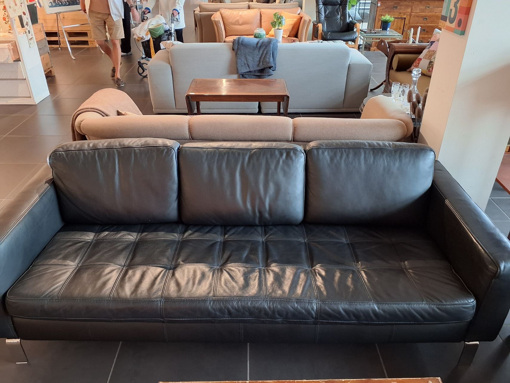 Sort lædersofa