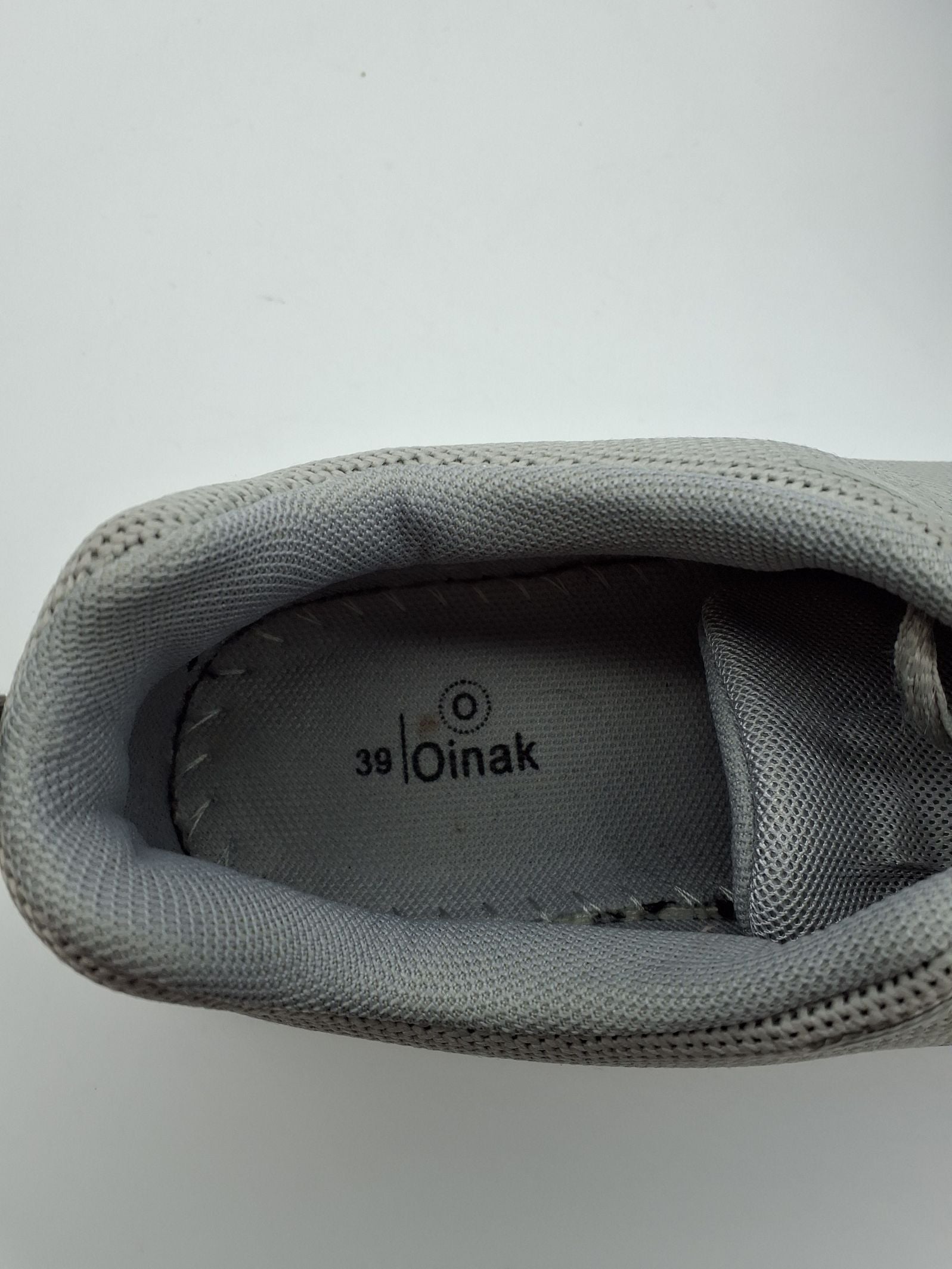 Oinak Sneakers