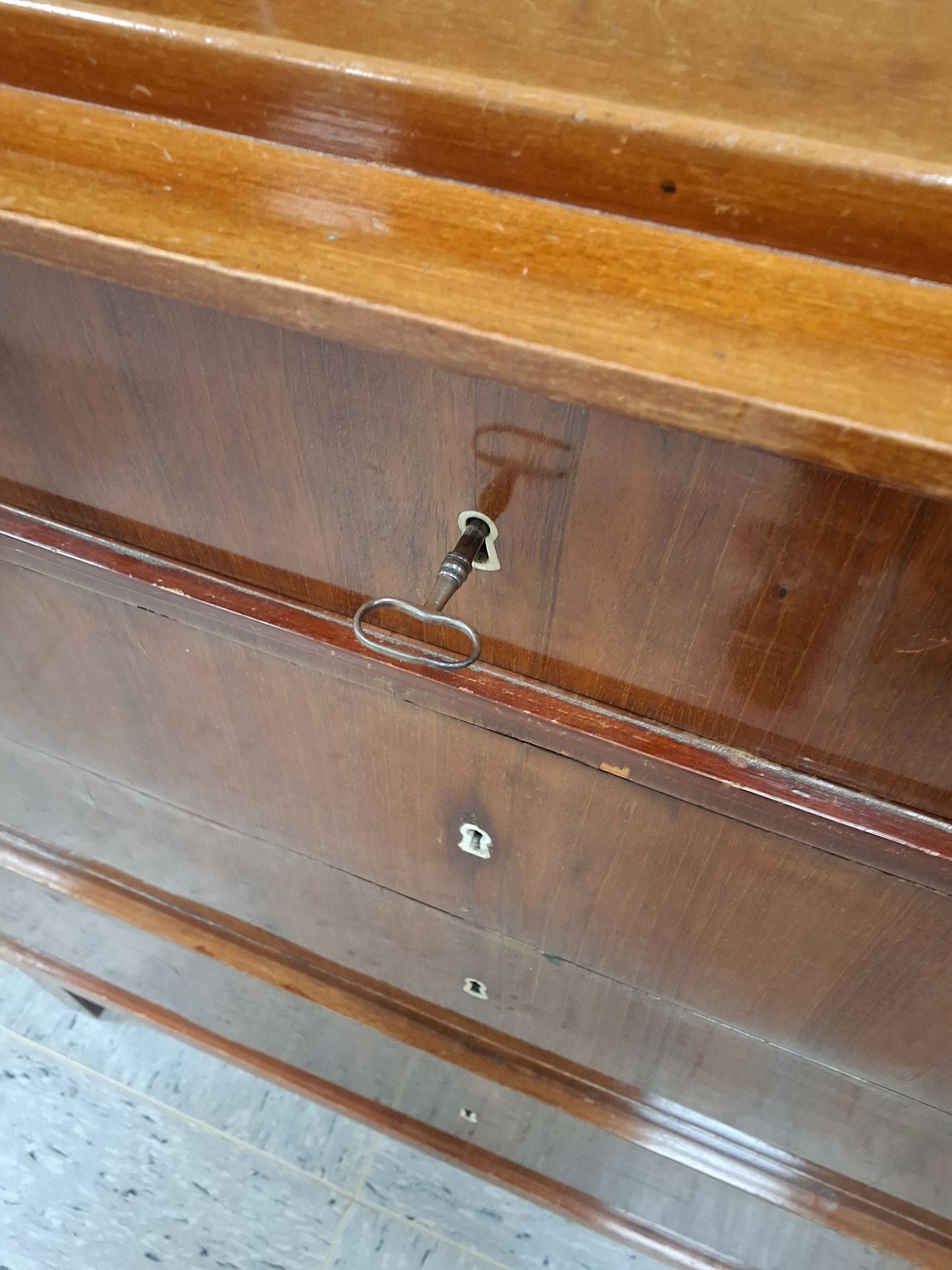 Vintage kommode lakeret træ