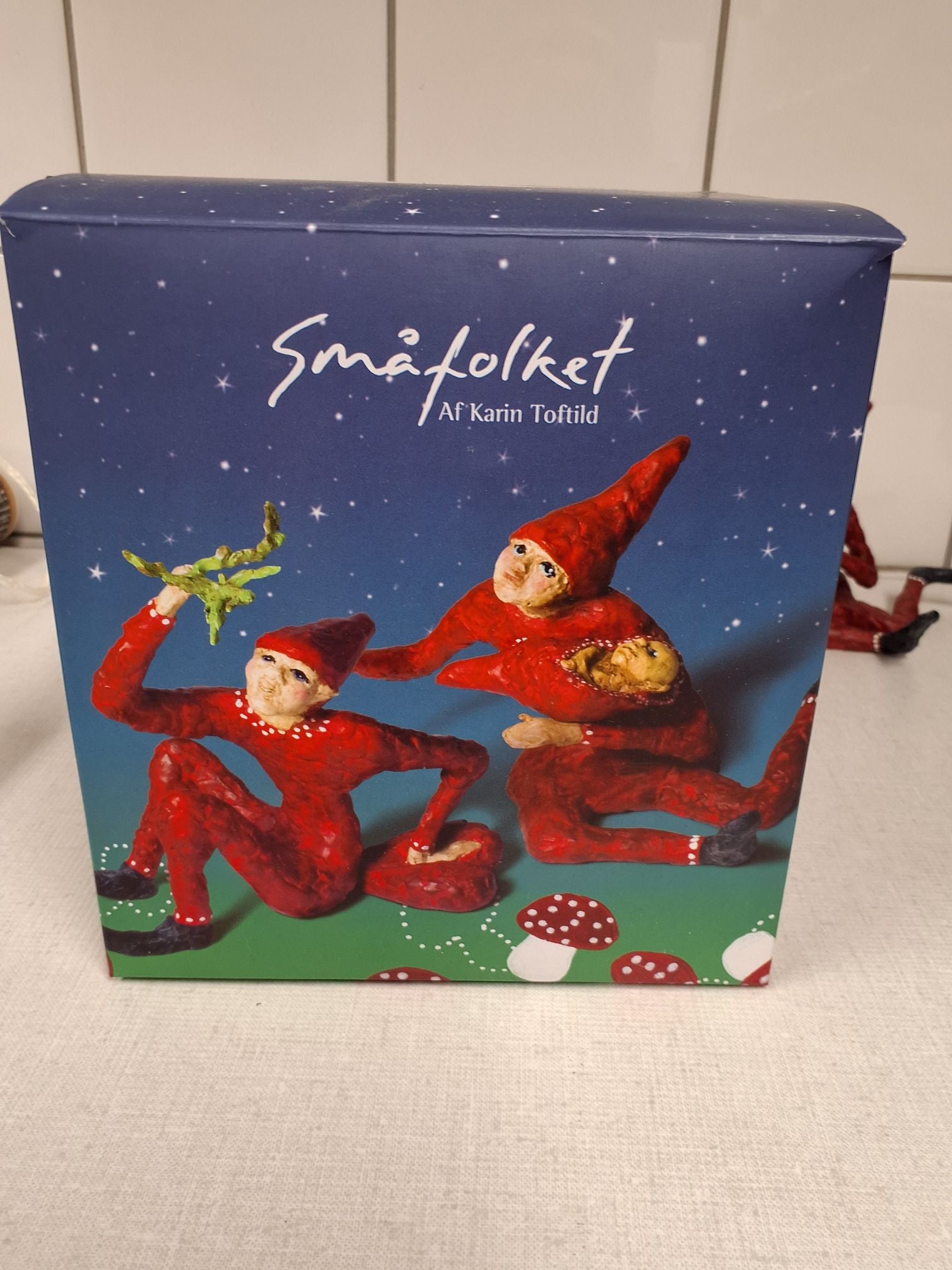 Småfolket af Karin Toftild