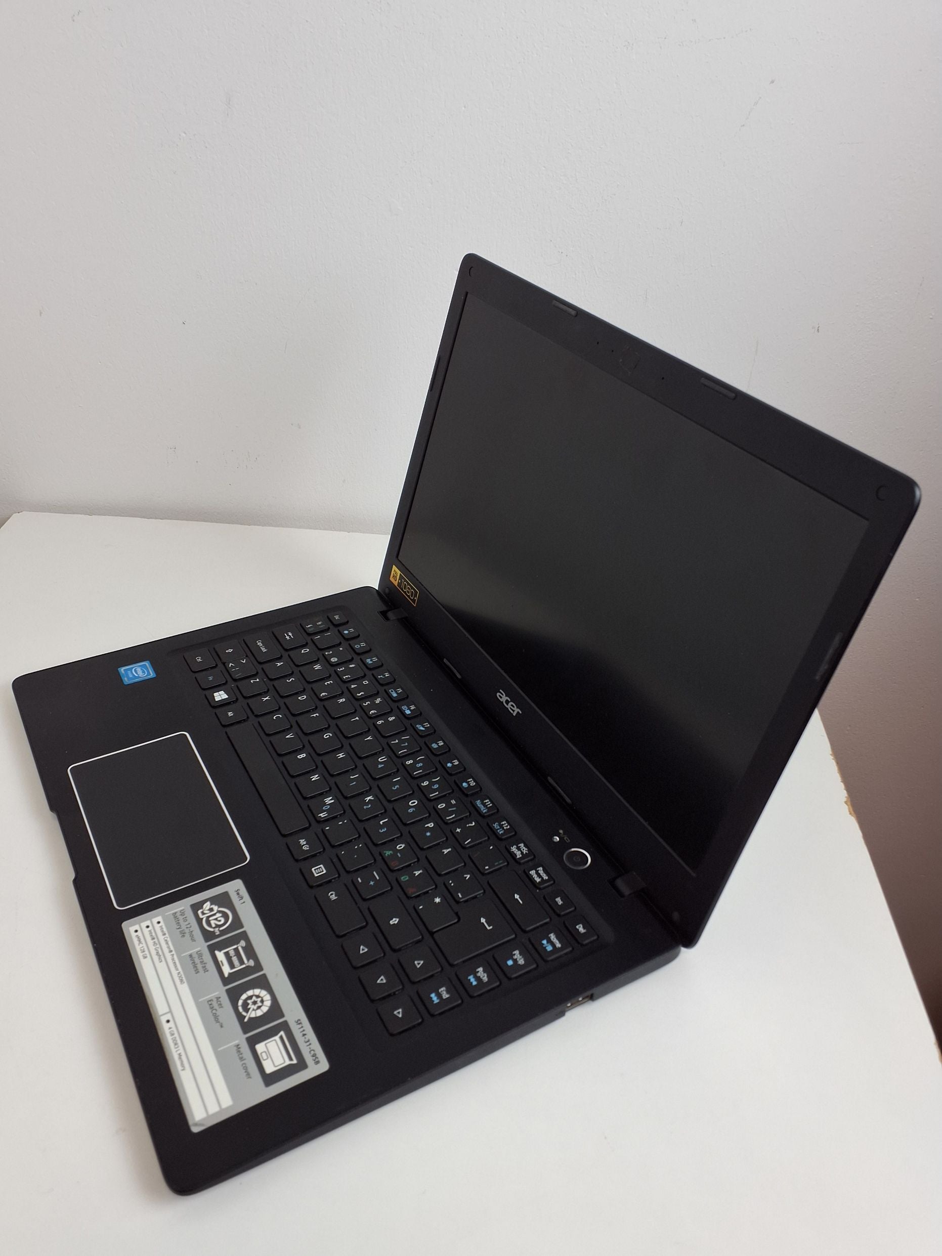 Bærbar pc: Acer Swift 1