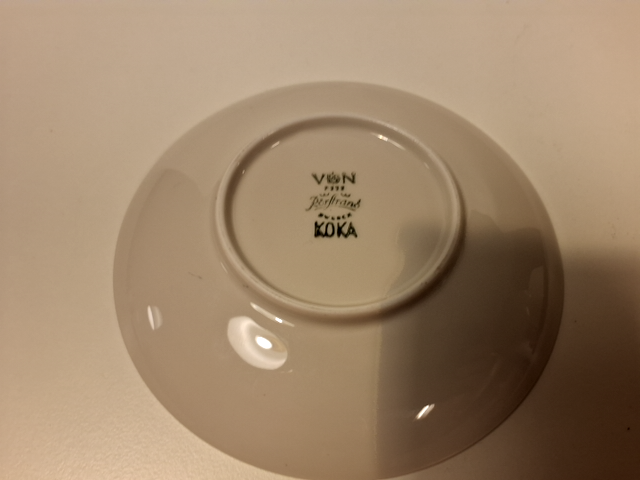Rørstrand " Koka " Brunt Kaffekopper med tallerkener