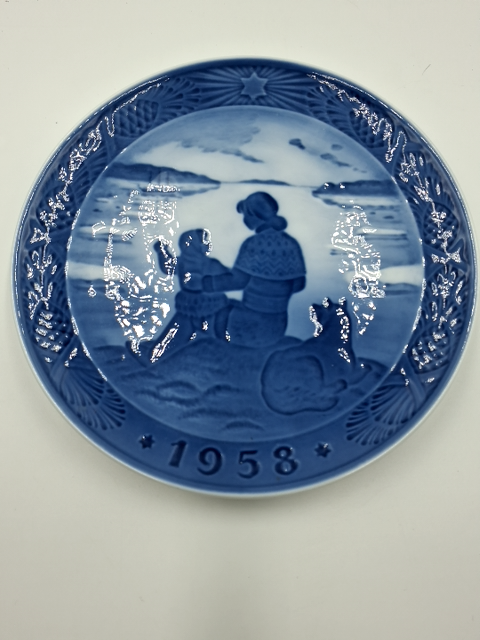 Royal Copenhagen Platte 1958