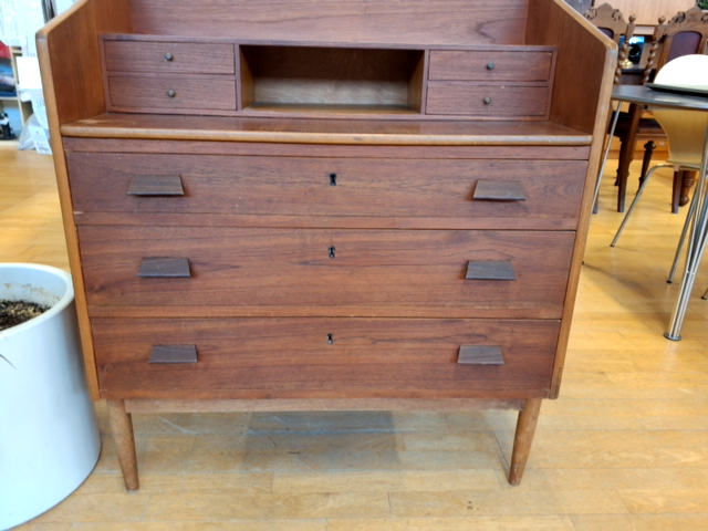 Retro Teak chatol