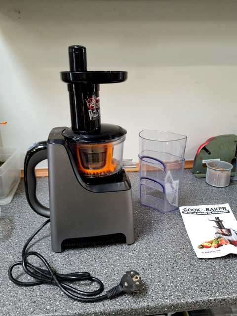 Slowmotion juicer mærke Cook og baker