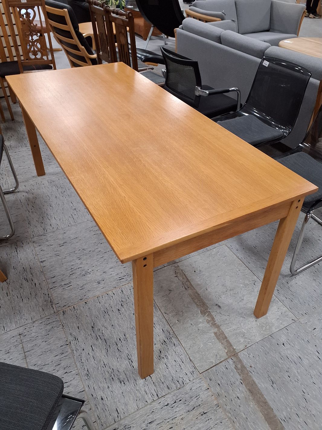 Spisebord 180x80 træ