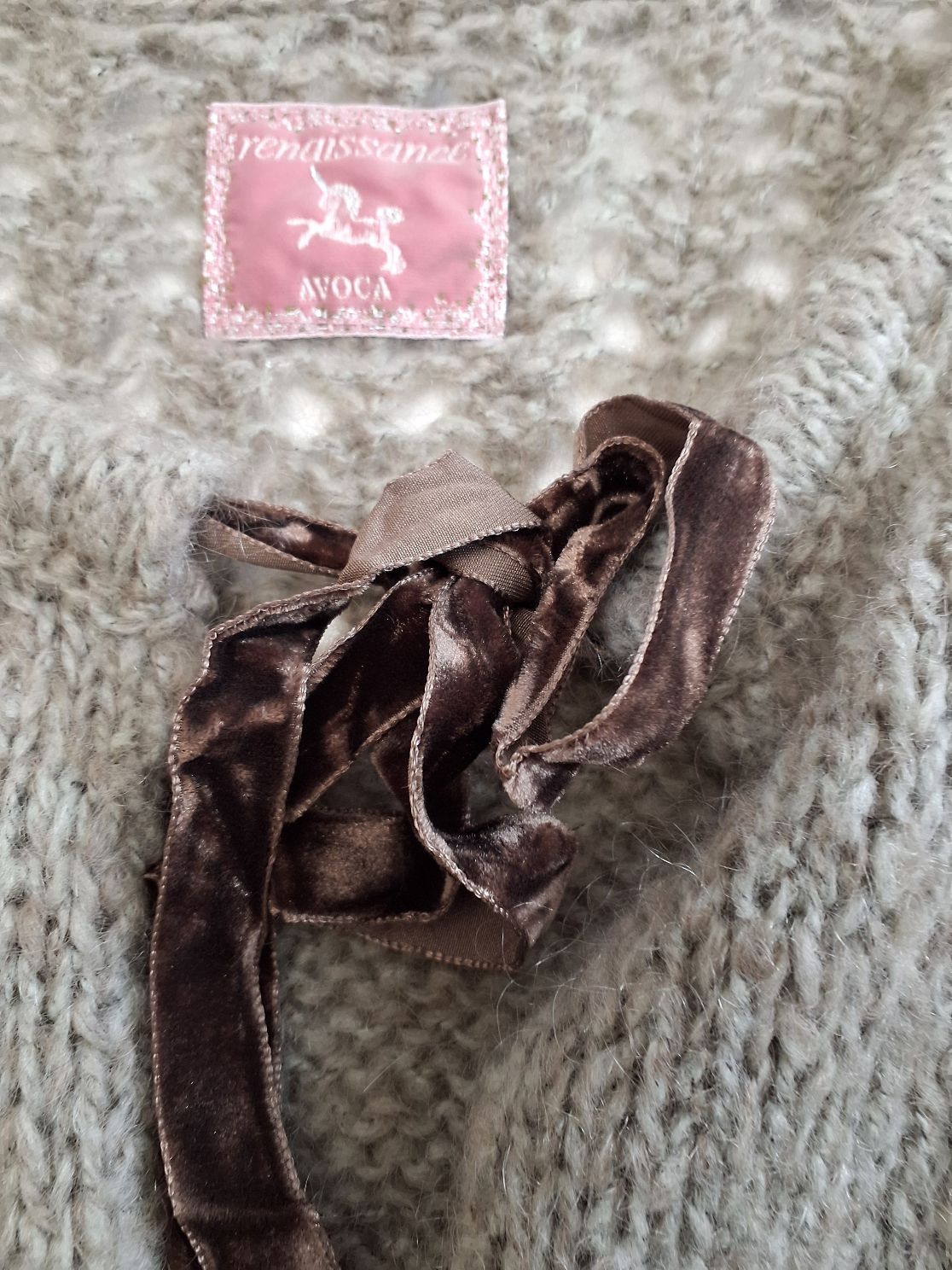"Renaissance Avoca" Bluse
