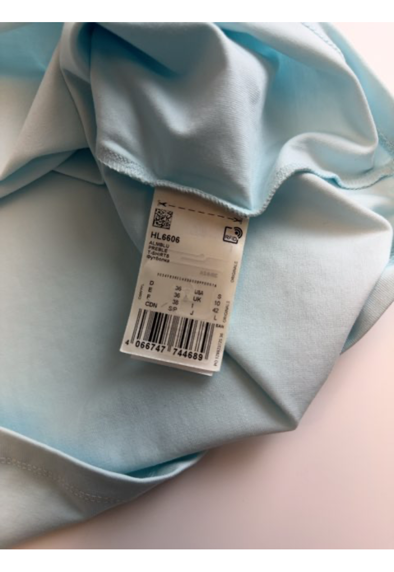 Adidas T-shirt