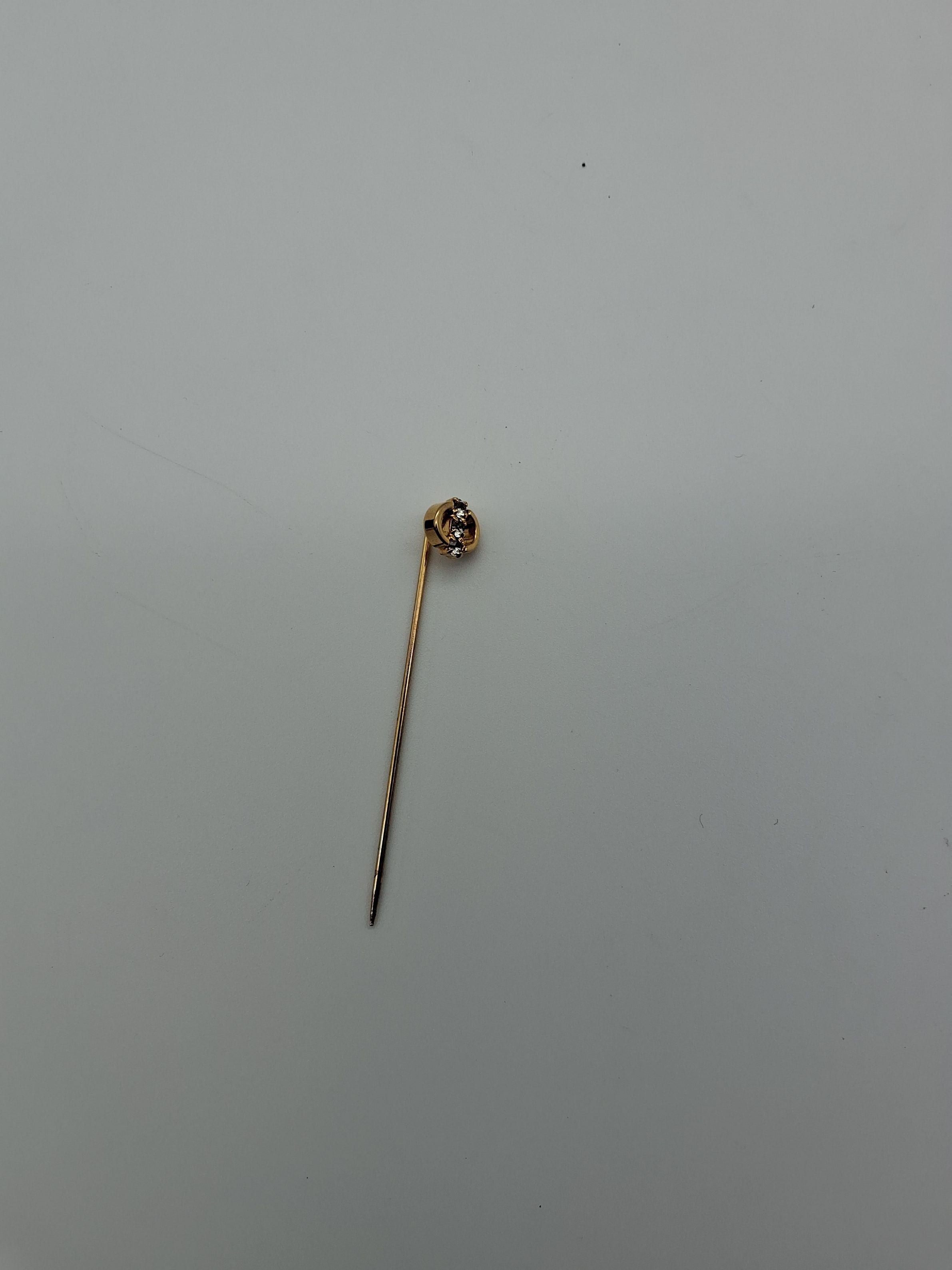 Brocher/Pins