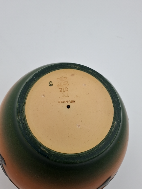 Peter Ipsen Enke vase