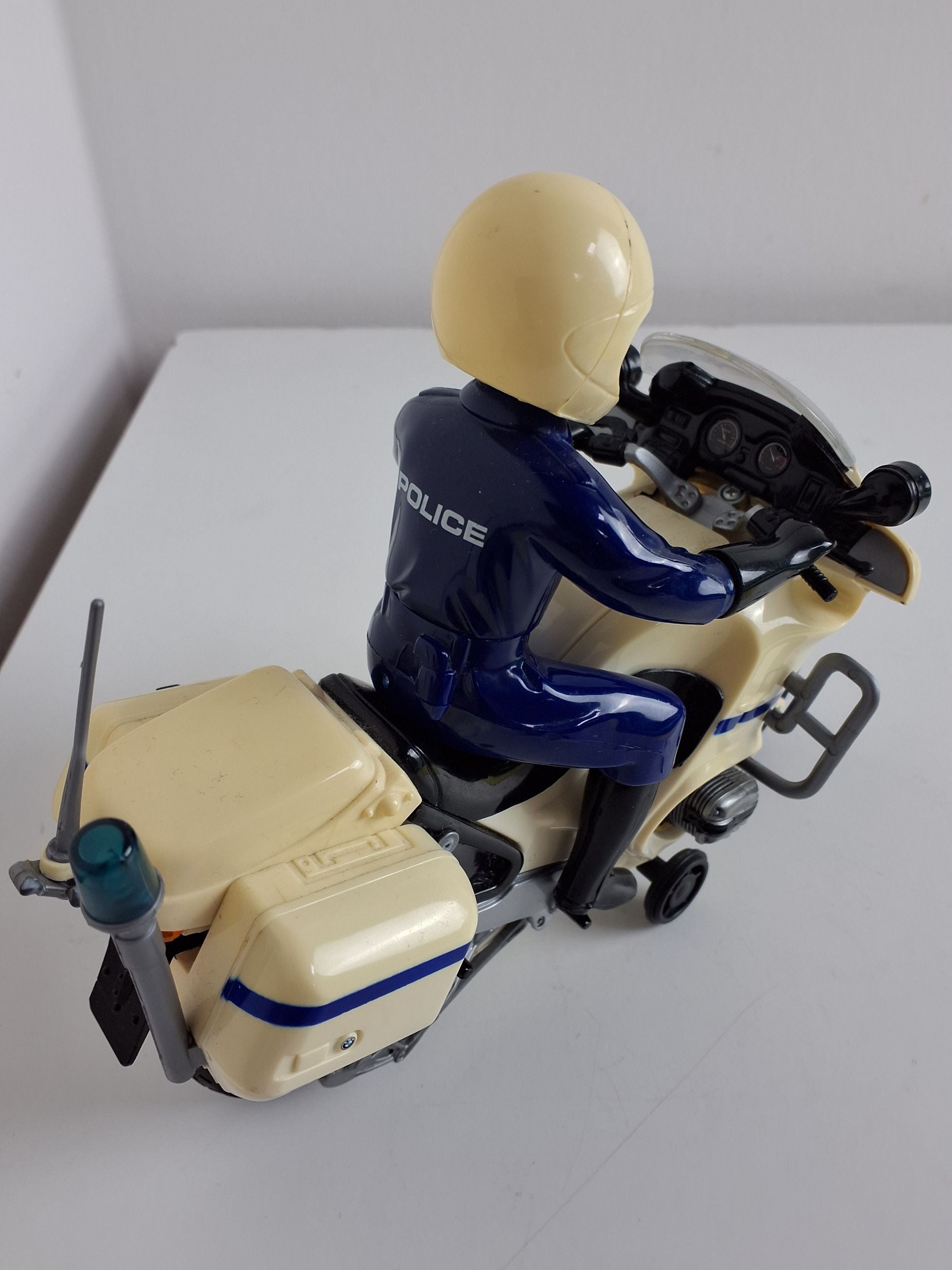 Motorcykel med betjent