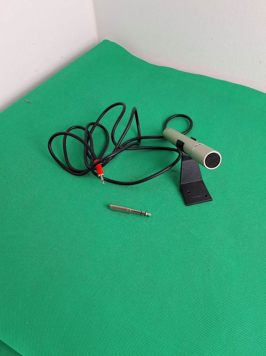 Akai Microphone