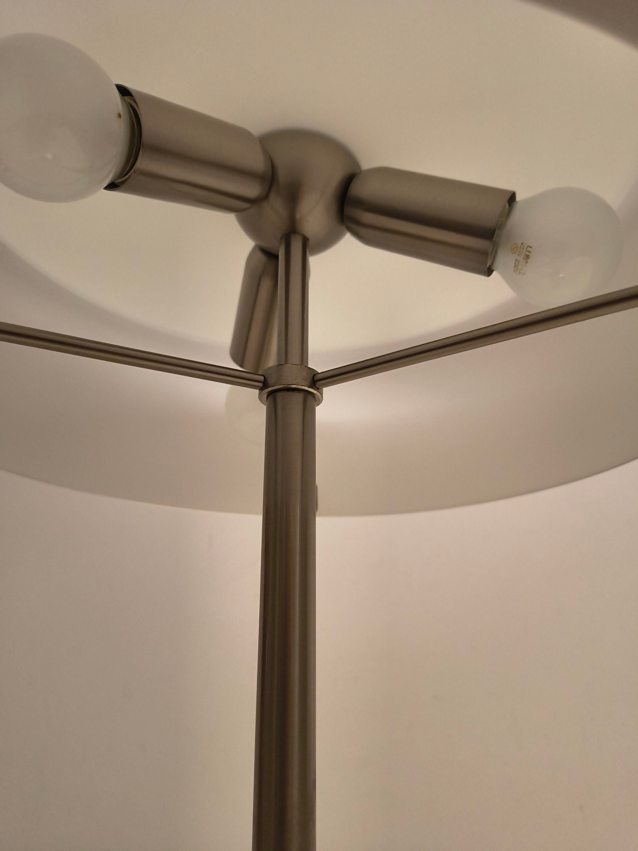 Touch lampe med lysdæmper